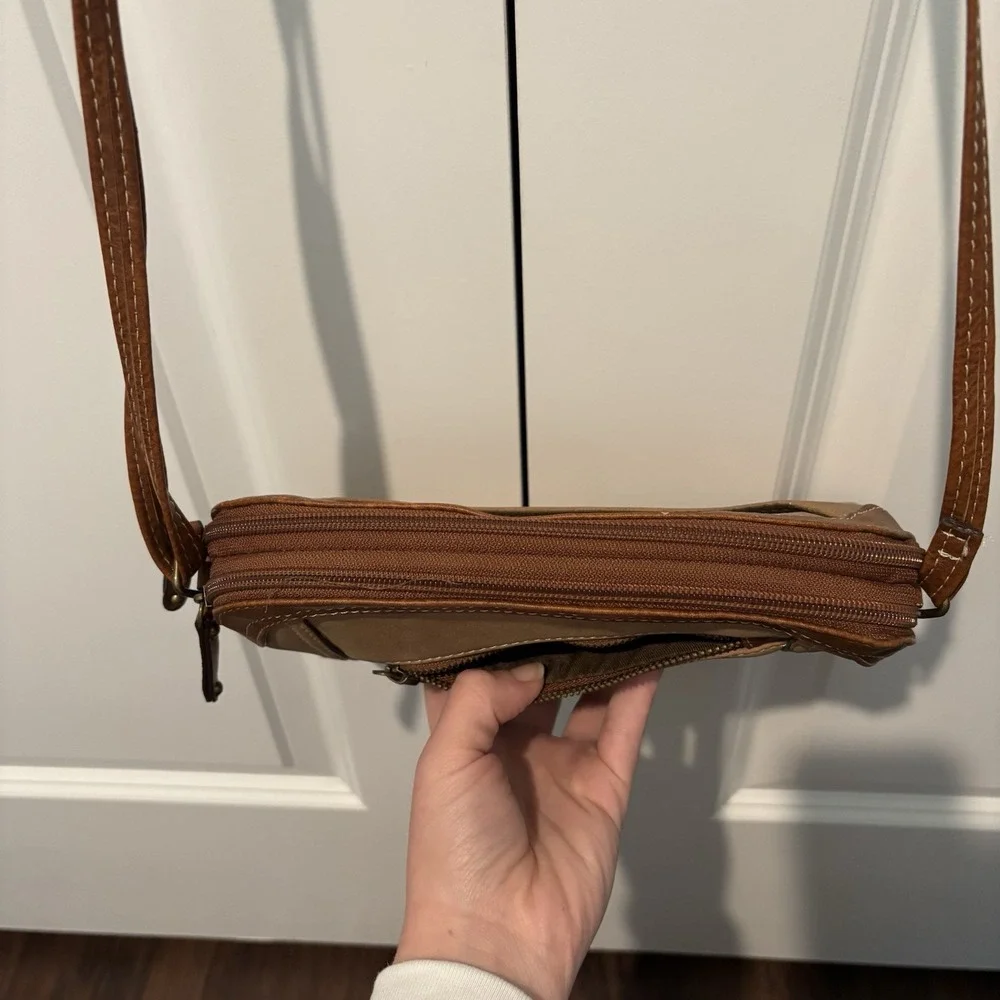 BOC Born Concept‎ Faux Leather Crossbody Bag Purse Tan Brown
